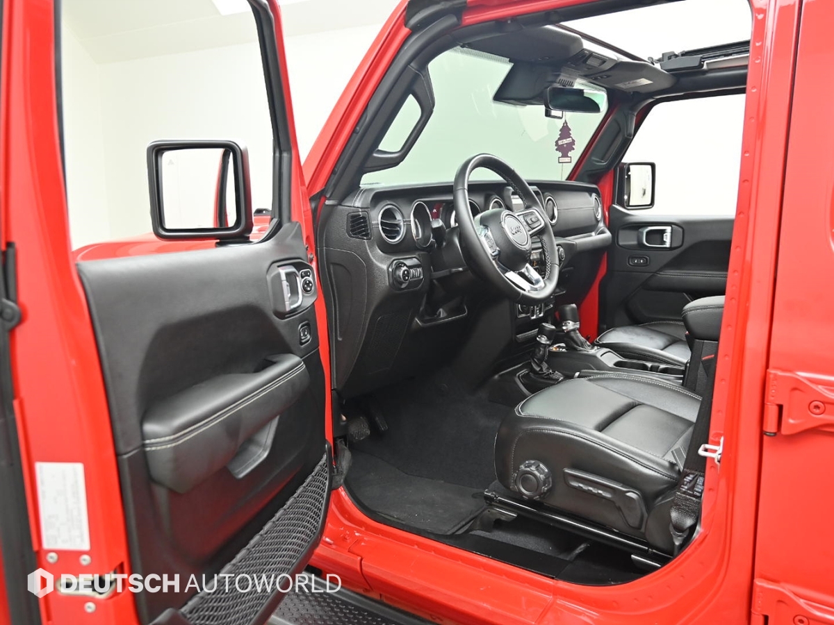 Rubicon 4-Door Power Top
